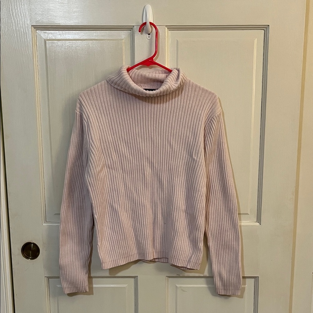 Women's Ribbed Turtleneck Sweater - Light Pink